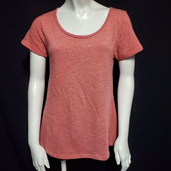 LuLaRoe Red Short Sleeve Tee Shirt (XS) - Picture 2 of 5